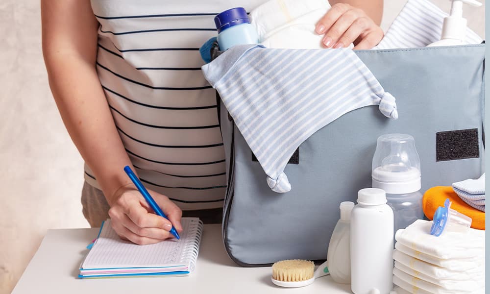 A complete checklist of postpartum essentials for new mothers and newborns to support recovery, comfort, and care after delivery